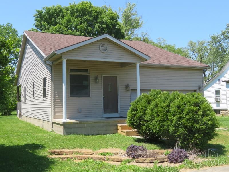 432 E Main Street, Leesburg, OH 45135 Photo 2