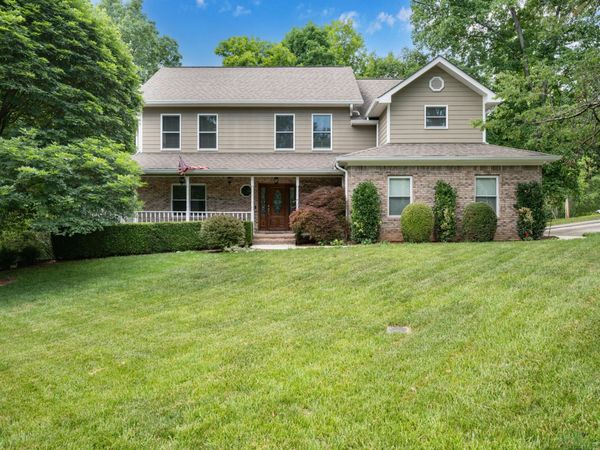 618 River Landing Drive , Soddy Daisy, TN 37379