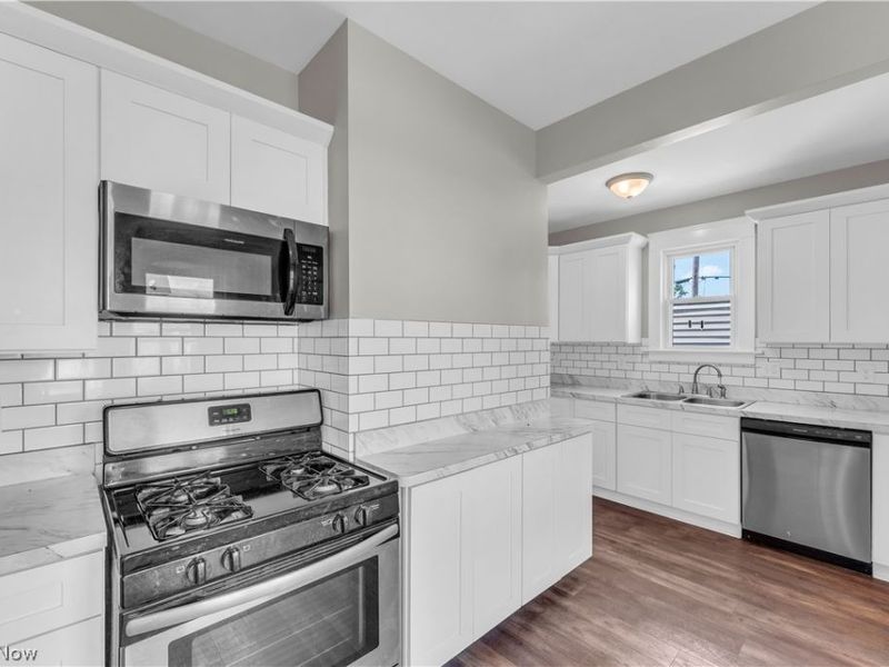 3506 Riverside Avenue , Cleveland, OH 44109 Photo 14