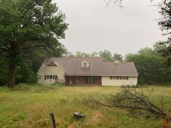 2724 S Saddle Rock Street, Stillwater, OK 00000