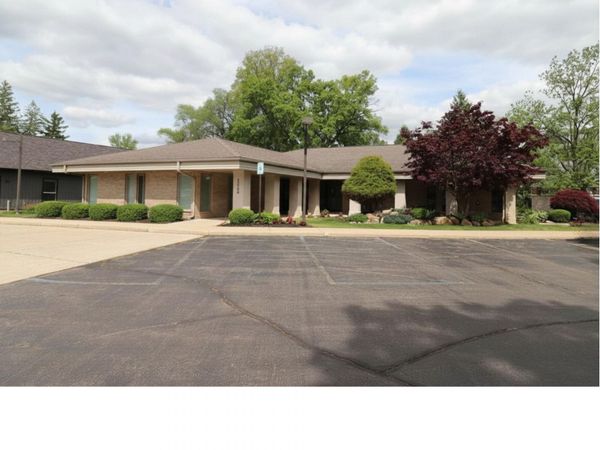 2555 S 11th Street, Kalamazoo, MI 49009