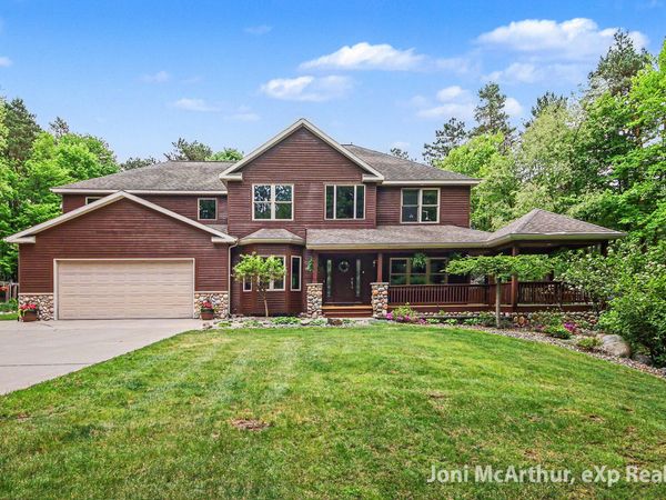 5888 Blakely Drive NE, Belmont, MI 49306
