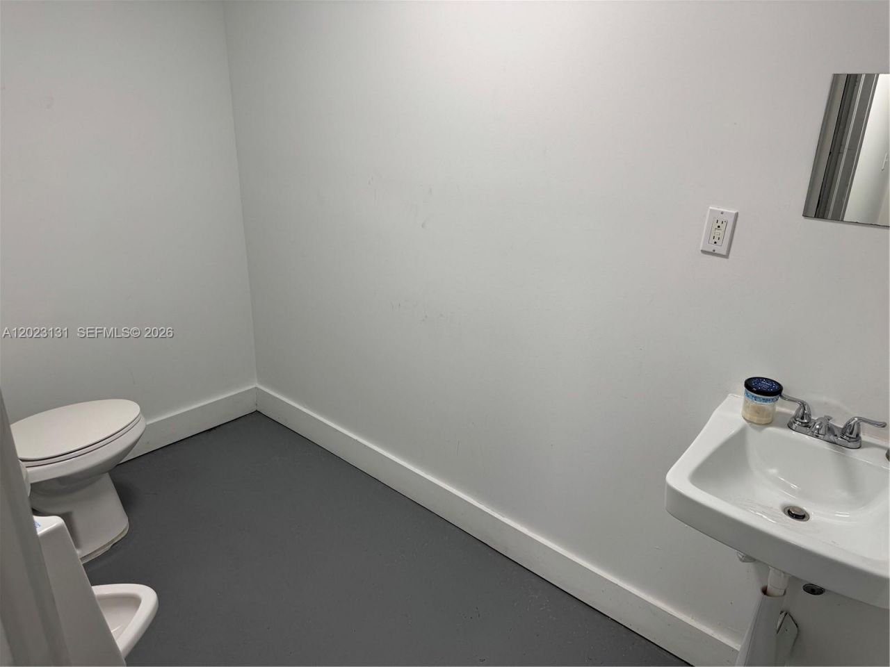 239 NW 26th St , Miami, FL 33127 Photo