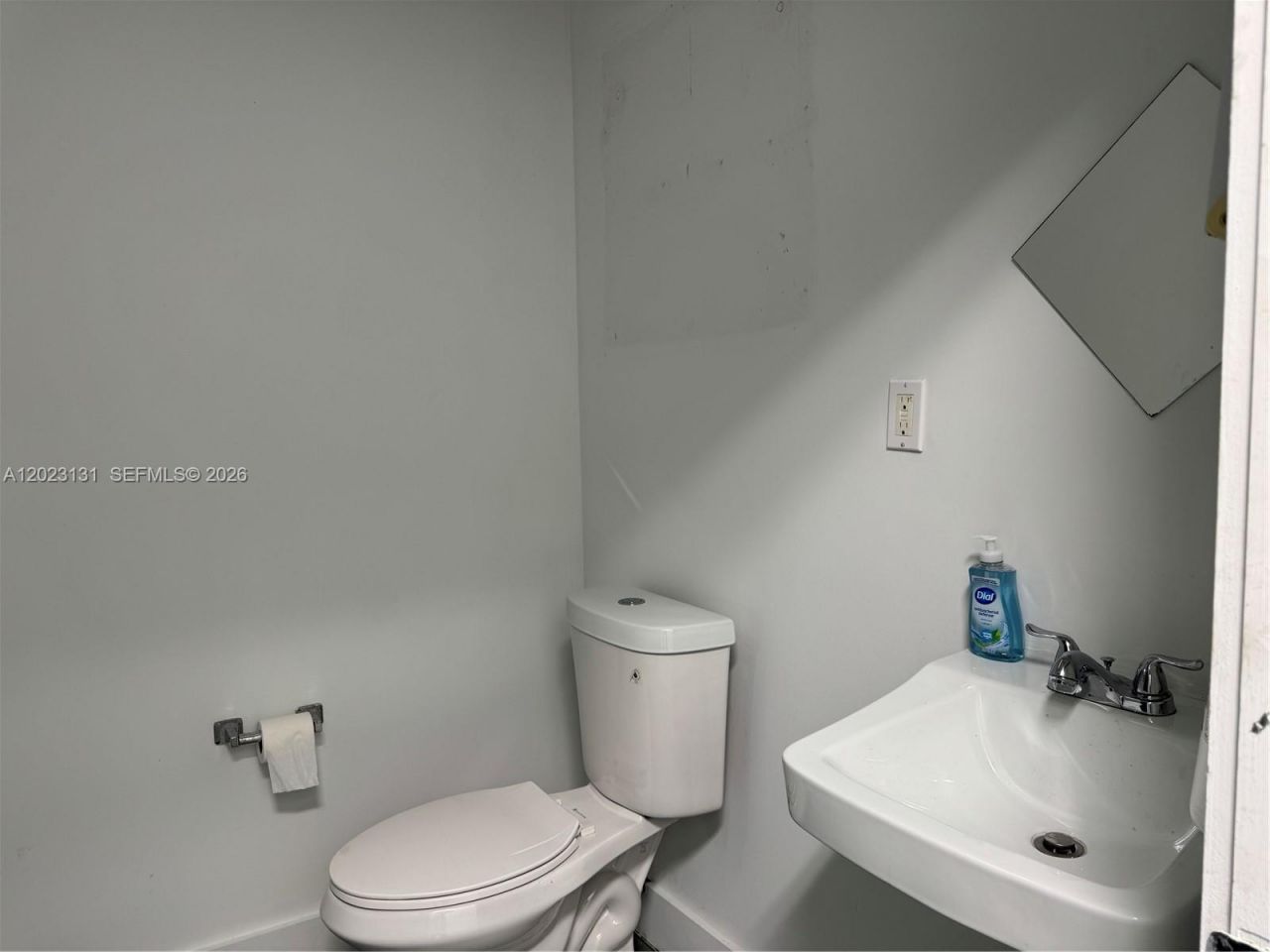 239 NW 26th St , Miami, FL 33127 Photo