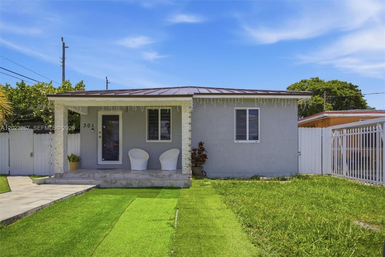 301 SW 36th Ave, Miami, FL 33135 Photo