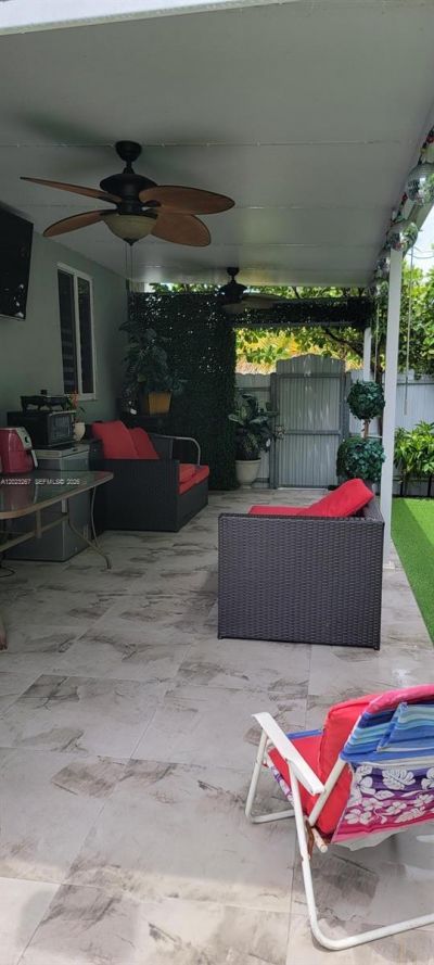 301 SW 36th Ave , Miami, FL 33135 Photo