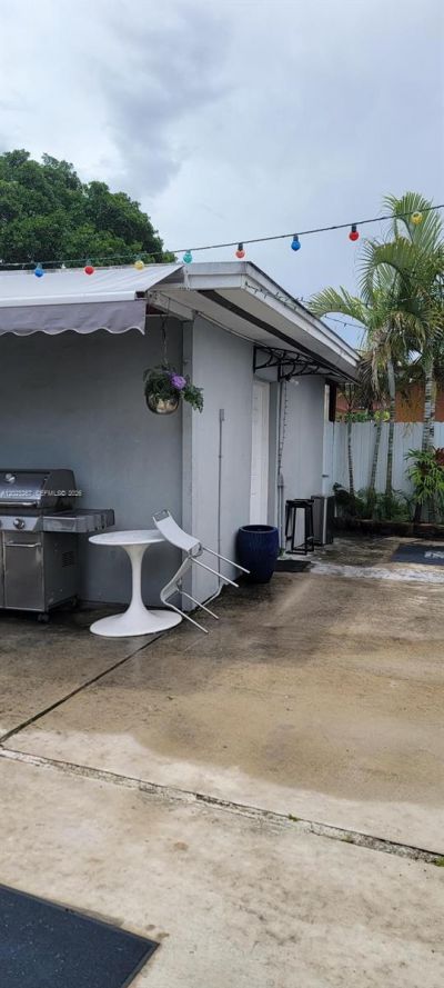 301 SW 36th Ave , Miami, FL 33135 Photo