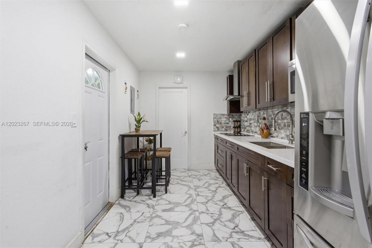 301 SW 36th Ave, Miami, FL 33135 Photo