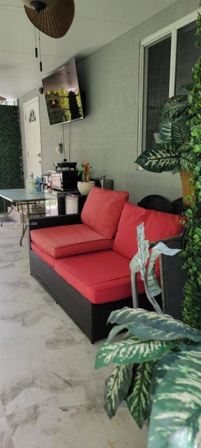 301 SW 36th Ave , Miami, FL 33135 Photo