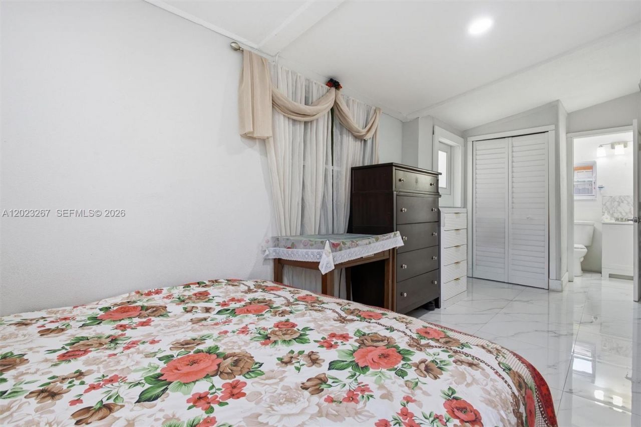 301 SW 36th Ave, Miami, FL 33135 Photo
