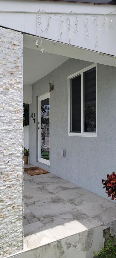 301 SW 36th Ave , Miami, FL 33135 Photo