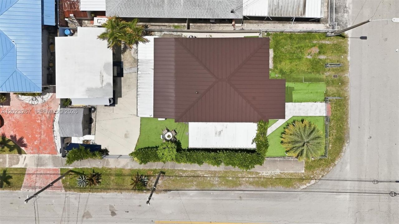 301 SW 36th Ave, Miami, FL 33135 Photo