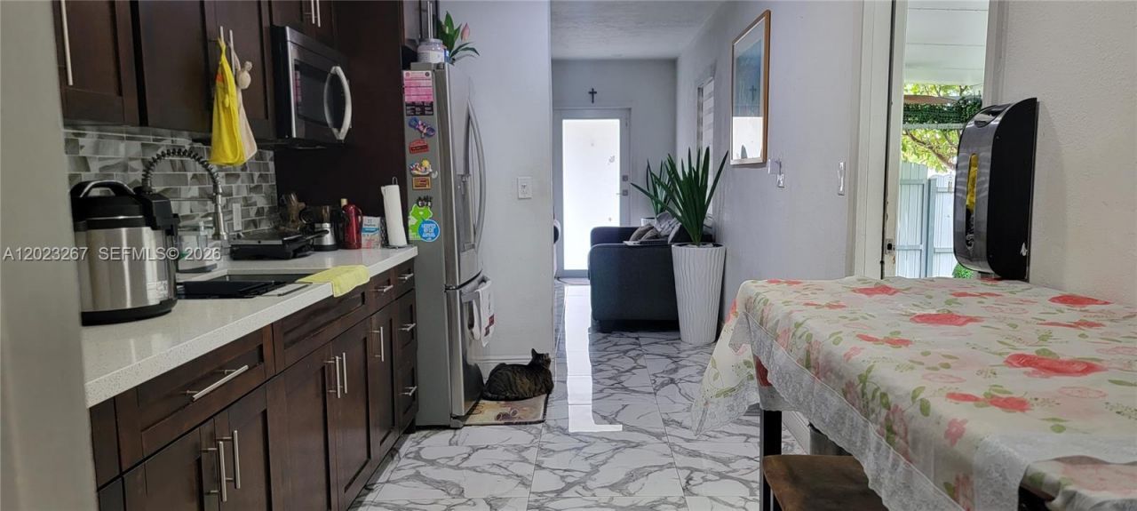 301 SW 36th Ave , Miami, FL 33135 Photo