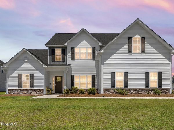 328 Windmill Light Way, Sneads Ferry, NC 28460
