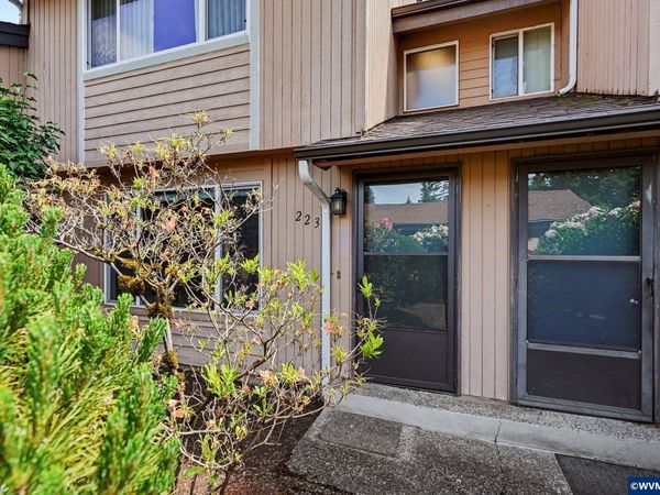 223 McNary Heights Dr N, Keizer, OR 97303