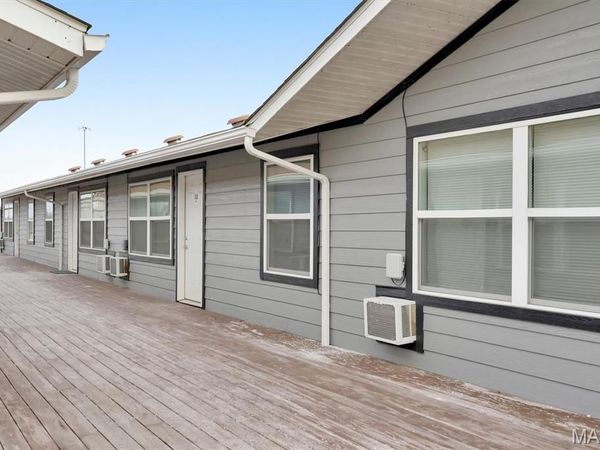 119 N 1st Street , Clarksville, MO 63336