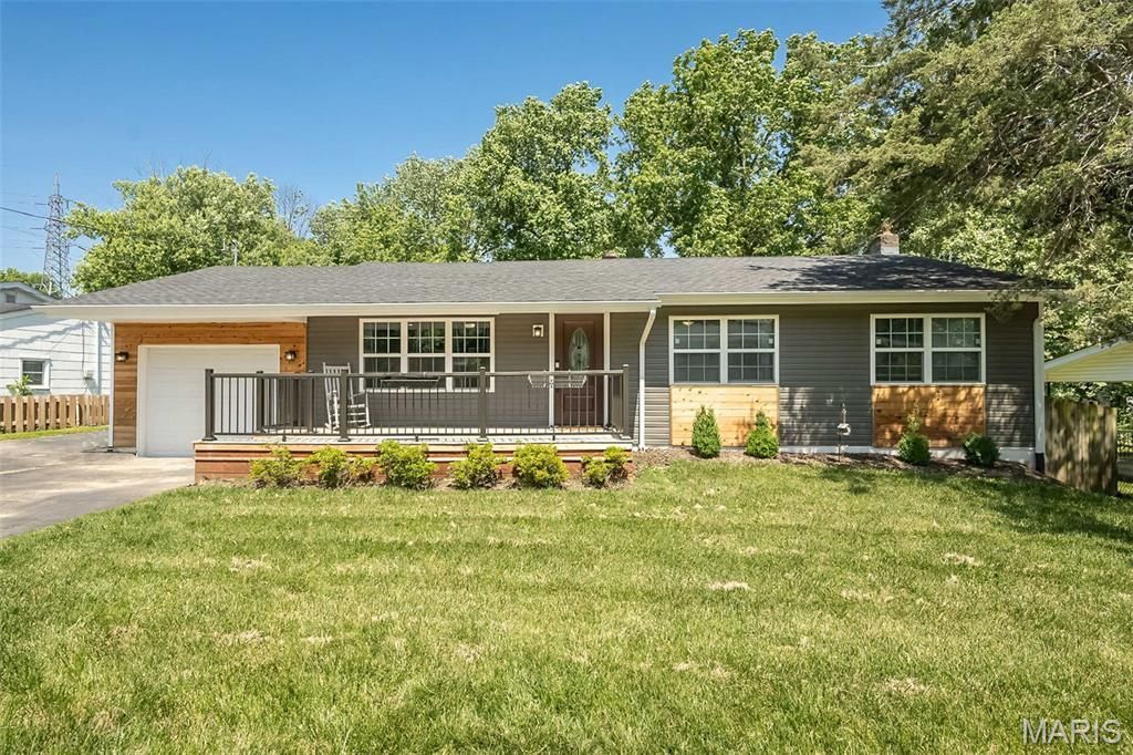 935 Loretta Drive , Arnold, MO 63010 Main Photo