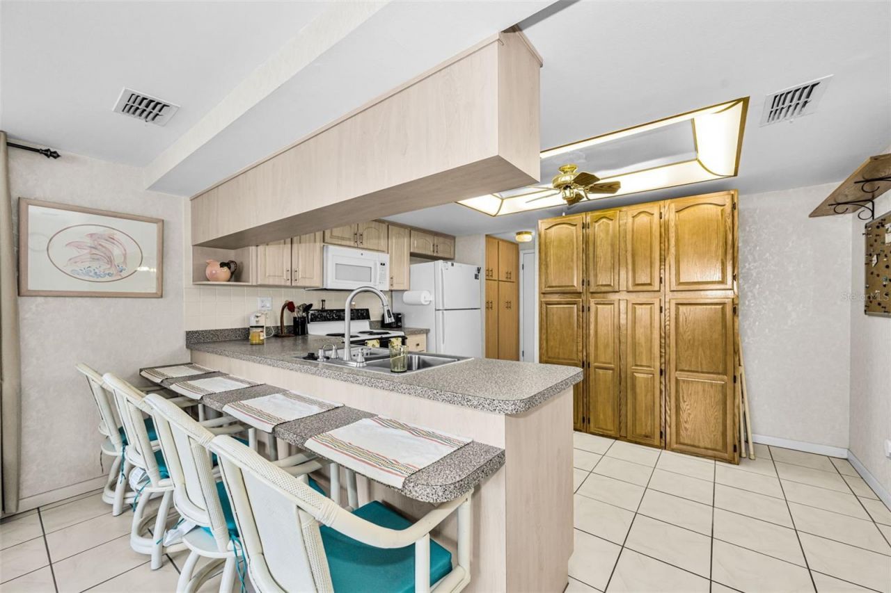 16032 Tree Line Drive , Hudson, FL 34667 Photo