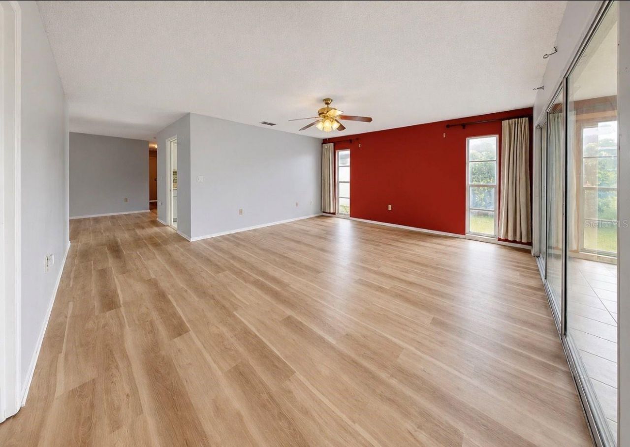 3506 Auburn Court, Unit 230, Sarasota, FL 34231 Photo