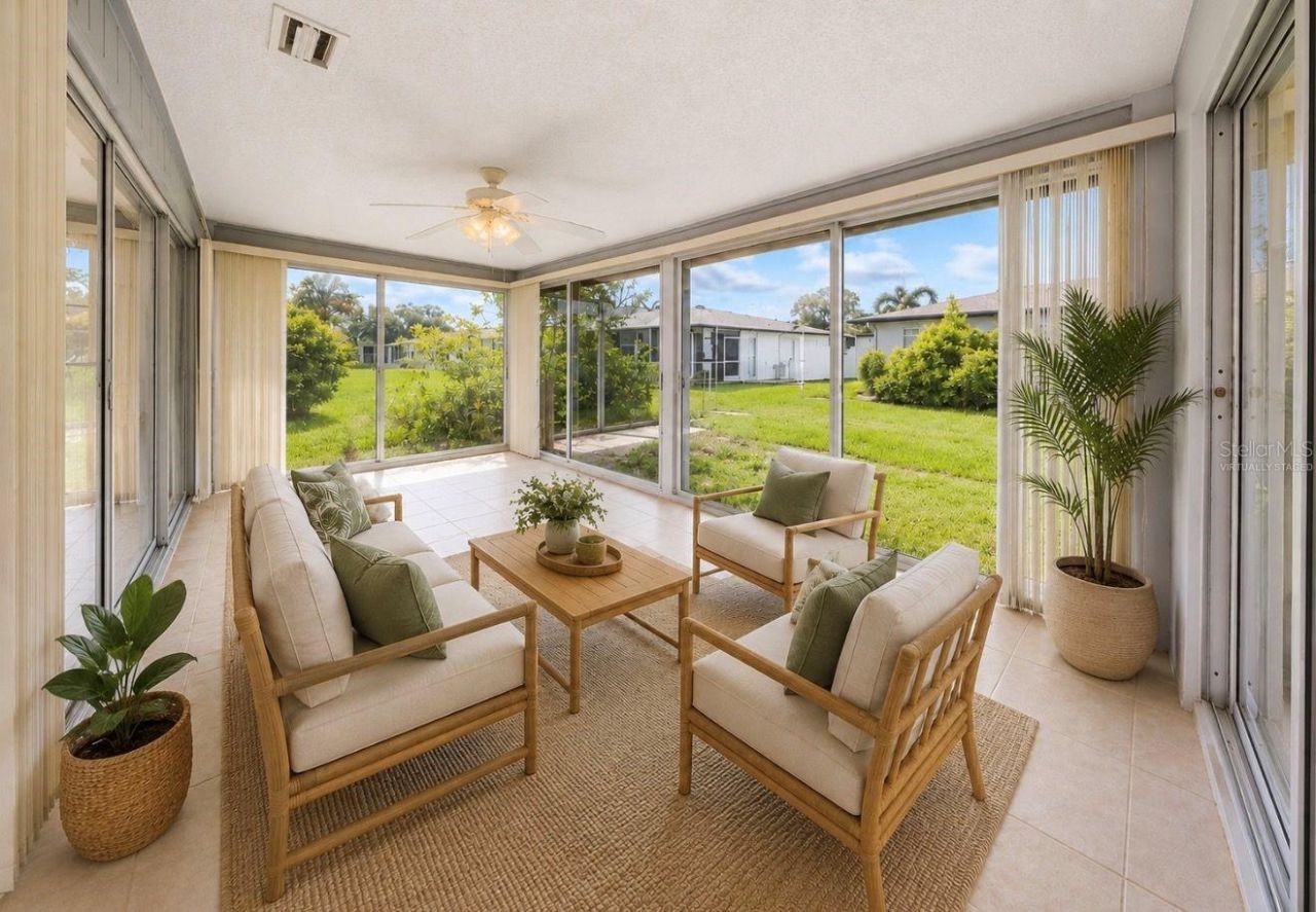 3506 Auburn Court, Unit 230, Sarasota, FL 34231 Photo