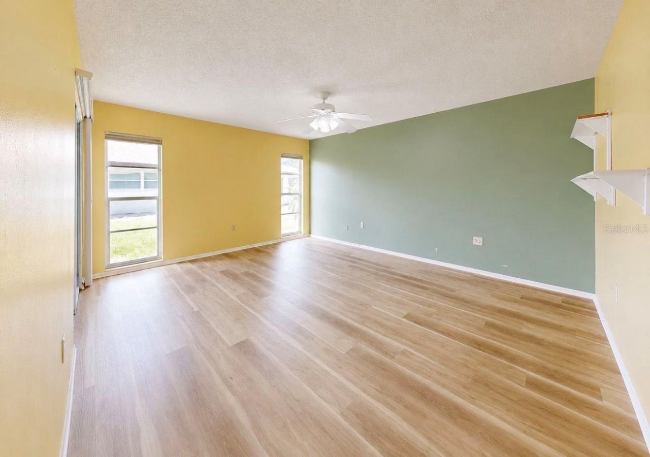 3506 Auburn Court, Unit 230, Sarasota, FL 34231 Photo