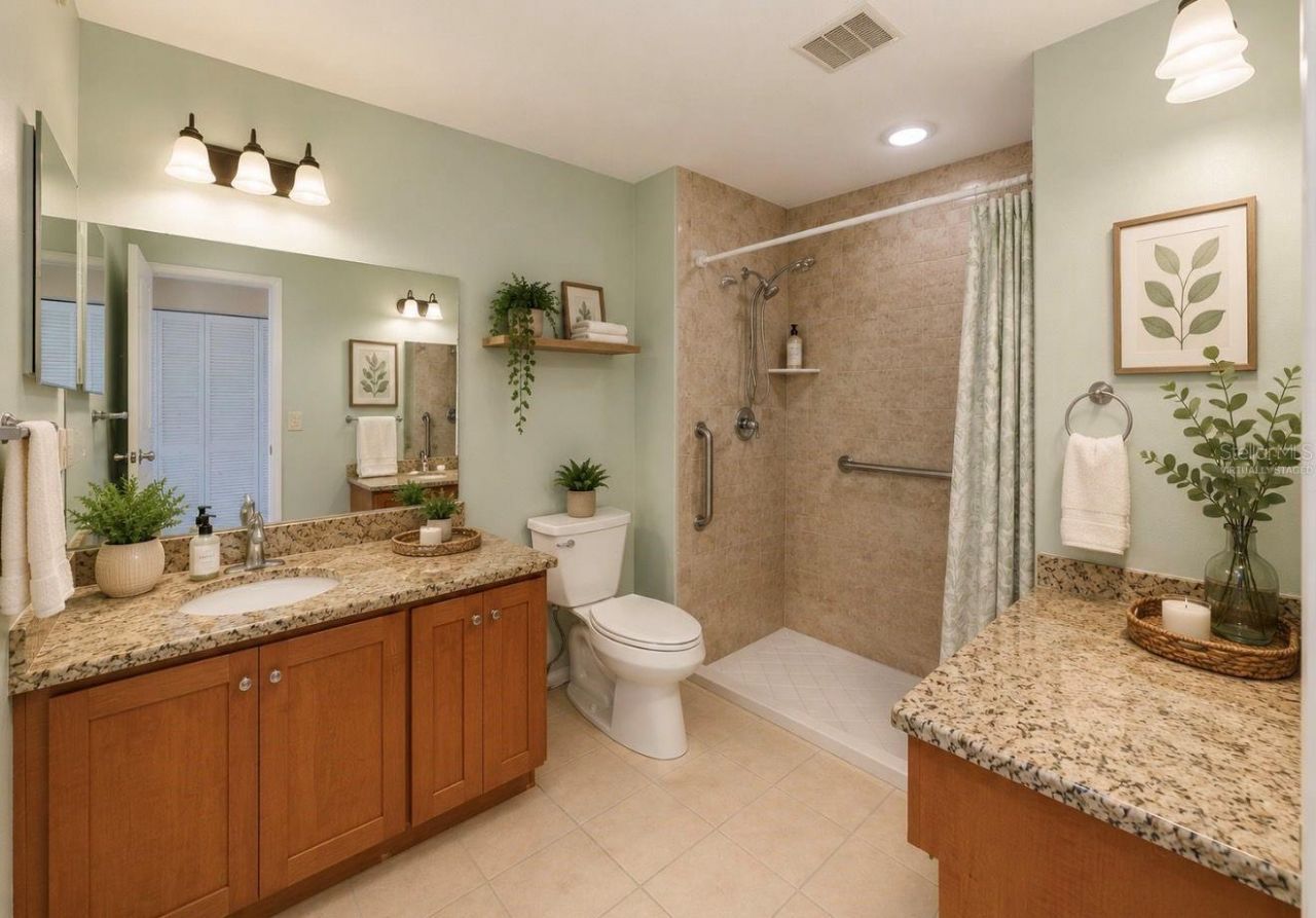 3506 Auburn Court, Unit 230, Sarasota, FL 34231 Photo