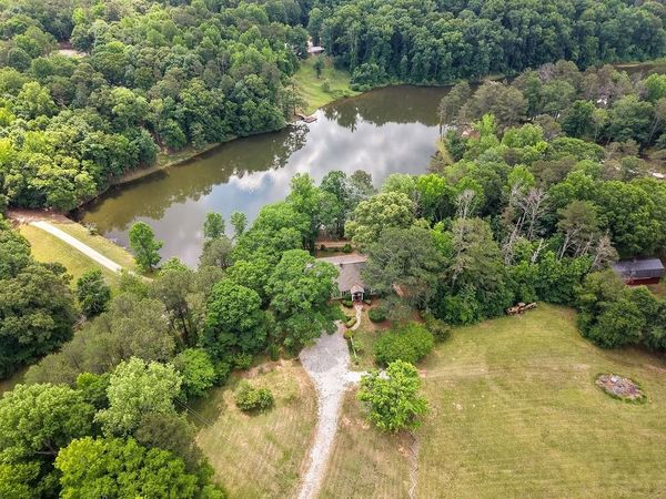 3845 Hwy 82 South , Statham, GA 30666