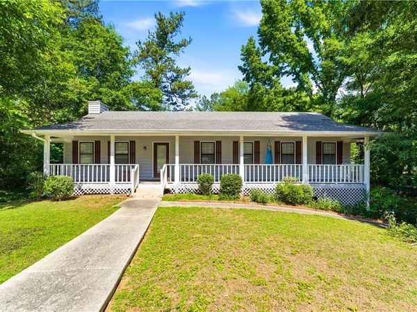 2727 Berry Court , Marietta, GA 30066