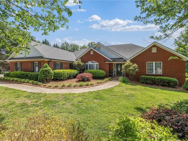 204 Windrose Meadow Lane , Clarkesville, GA 30523