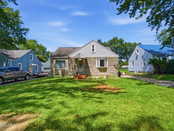 706 Radcliffe Street, Lima, OH 45804