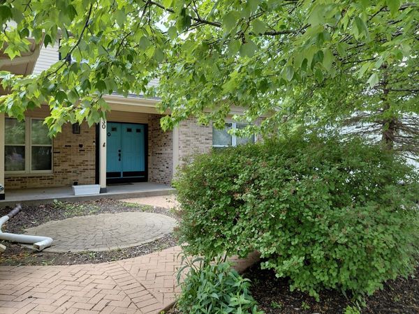 530 Eagle Ridge Lane , Algonquin, IL 60102