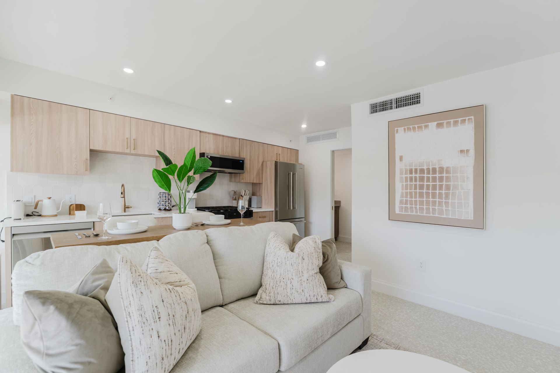 1075 Spanish River Road, Unit 7, Boca Raton, FL 33432 Photo