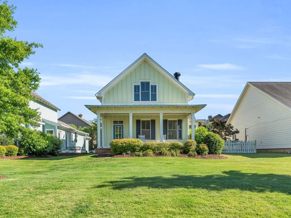 37 Yellow Jacket, Starkville, MS 39759