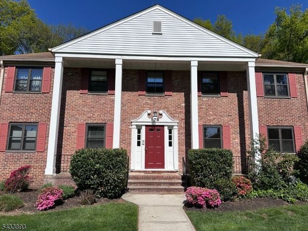 57 Sandra Circle, Unit 4, Westfield, NJ 07090