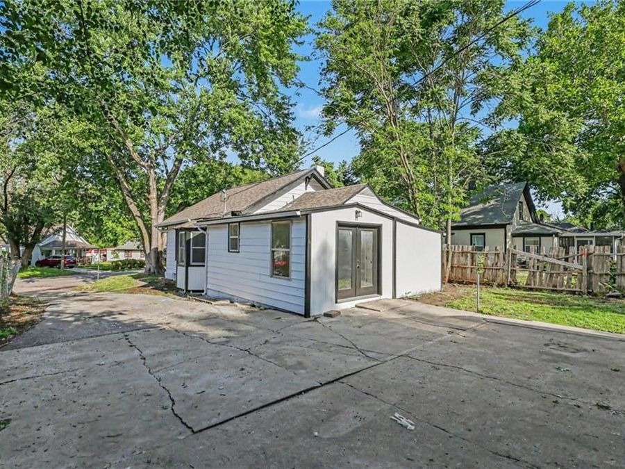 Property Image 32