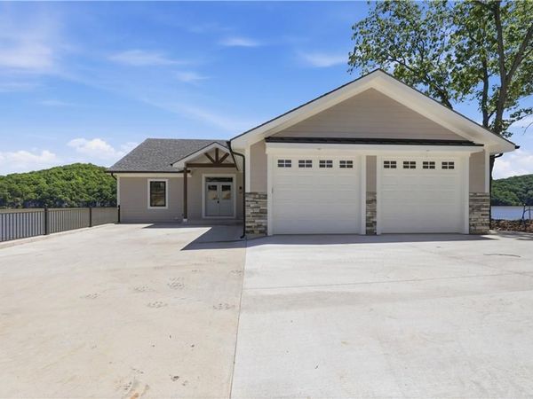 154 Lakeway Lane, Climax Springs, MO 65324