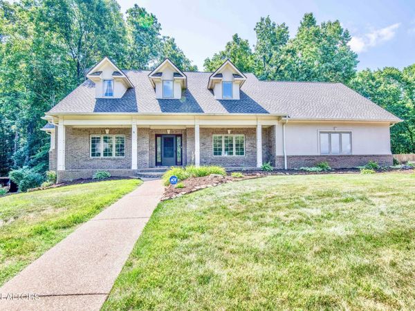 197 Whippoorwill Drive, Oak Ridge, TN 37830