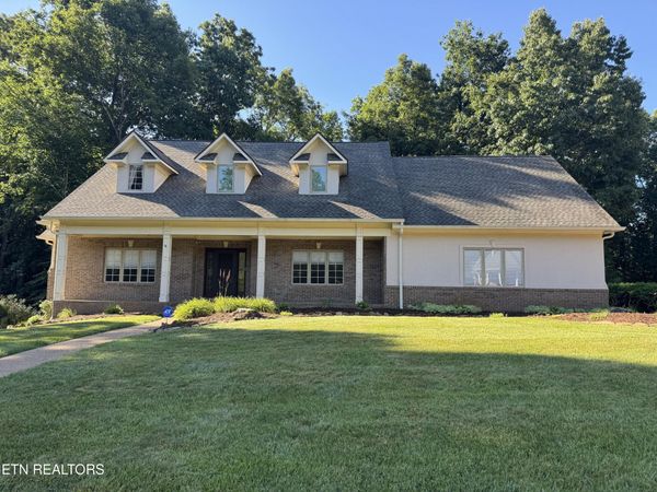 197 Whippoorwill Drive, Oak Ridge, TN 37830