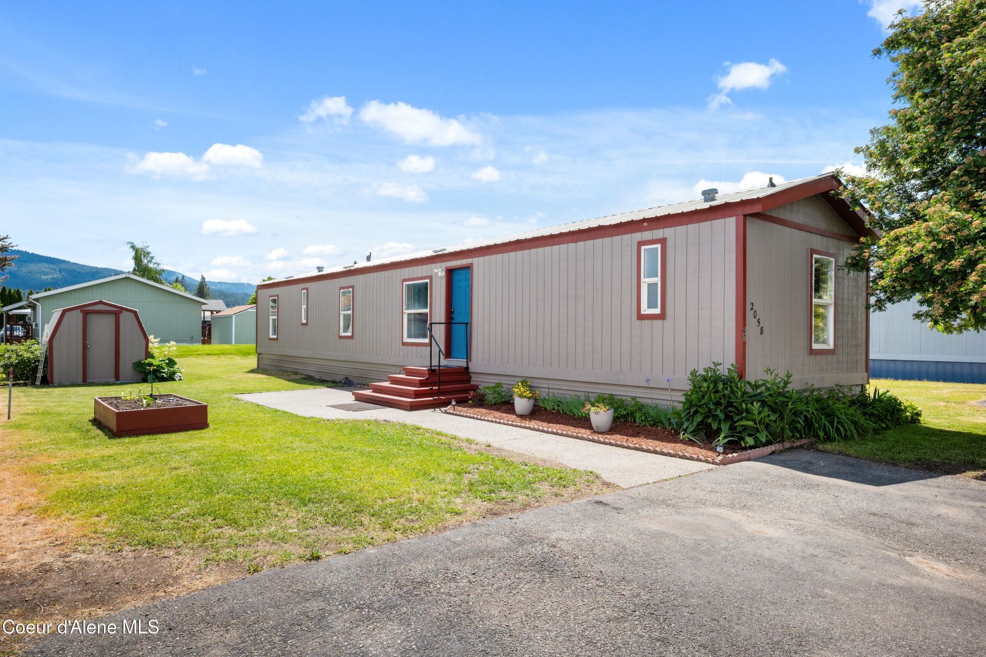 2058 W Lady Anne WAY  primary photo