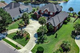 9429 Carrington Dr. photo 4