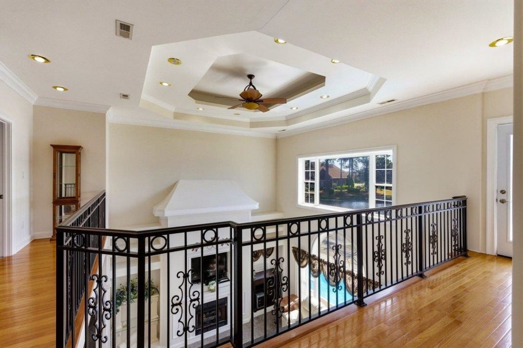 9429 Carrington Dr. Photo 28