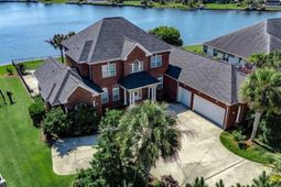 9429 Carrington Dr. photo 4