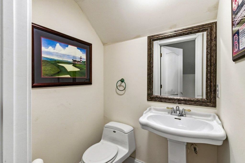 9429 Carrington Dr. Photo 67