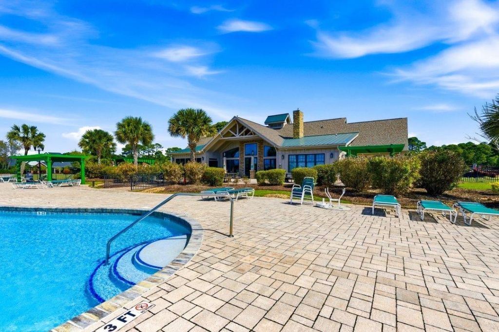 9429 Carrington Dr. Photo 83