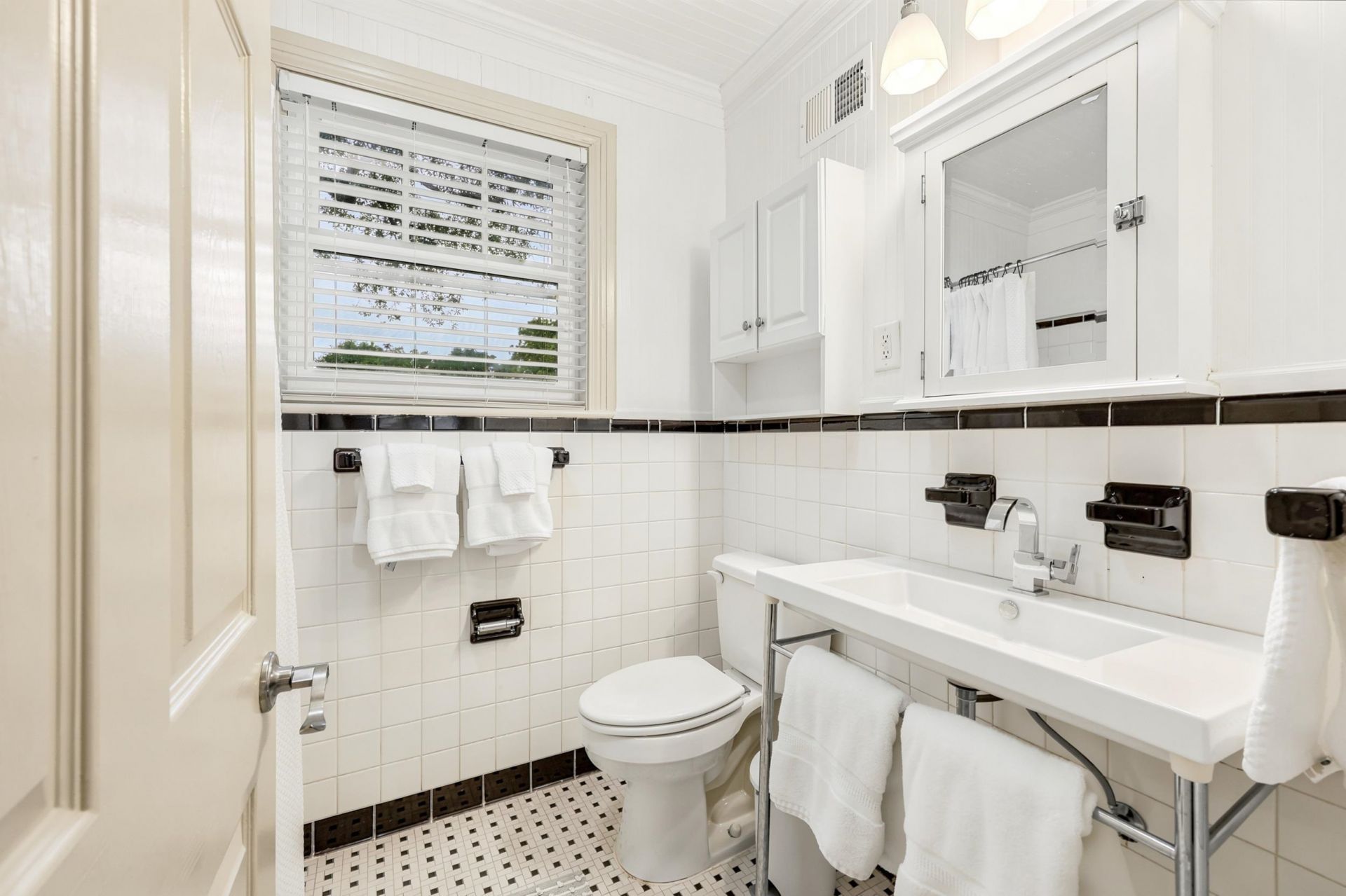 229 East Bay St.  Photo 21