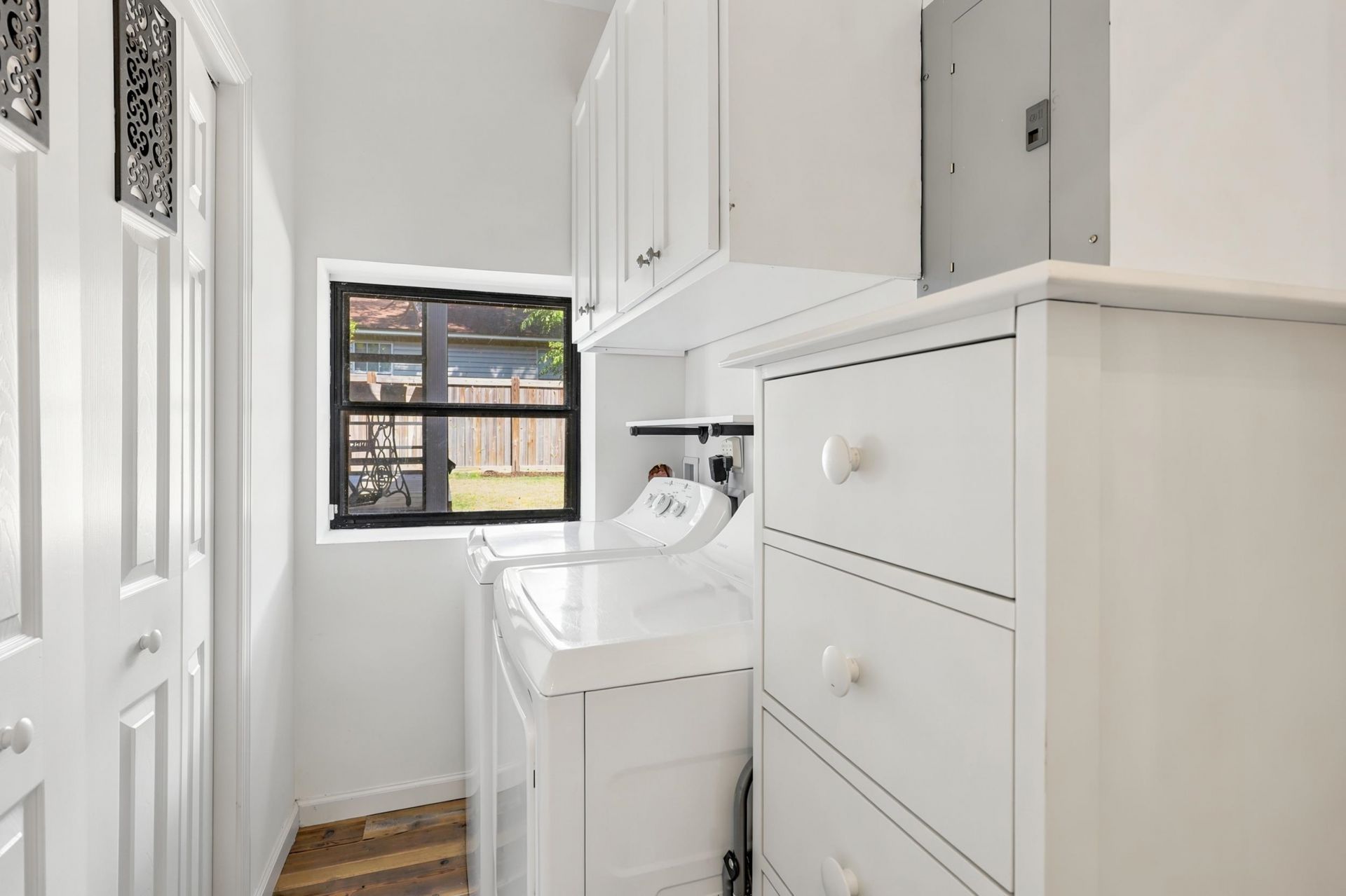 229 East Bay St.  Photo 36