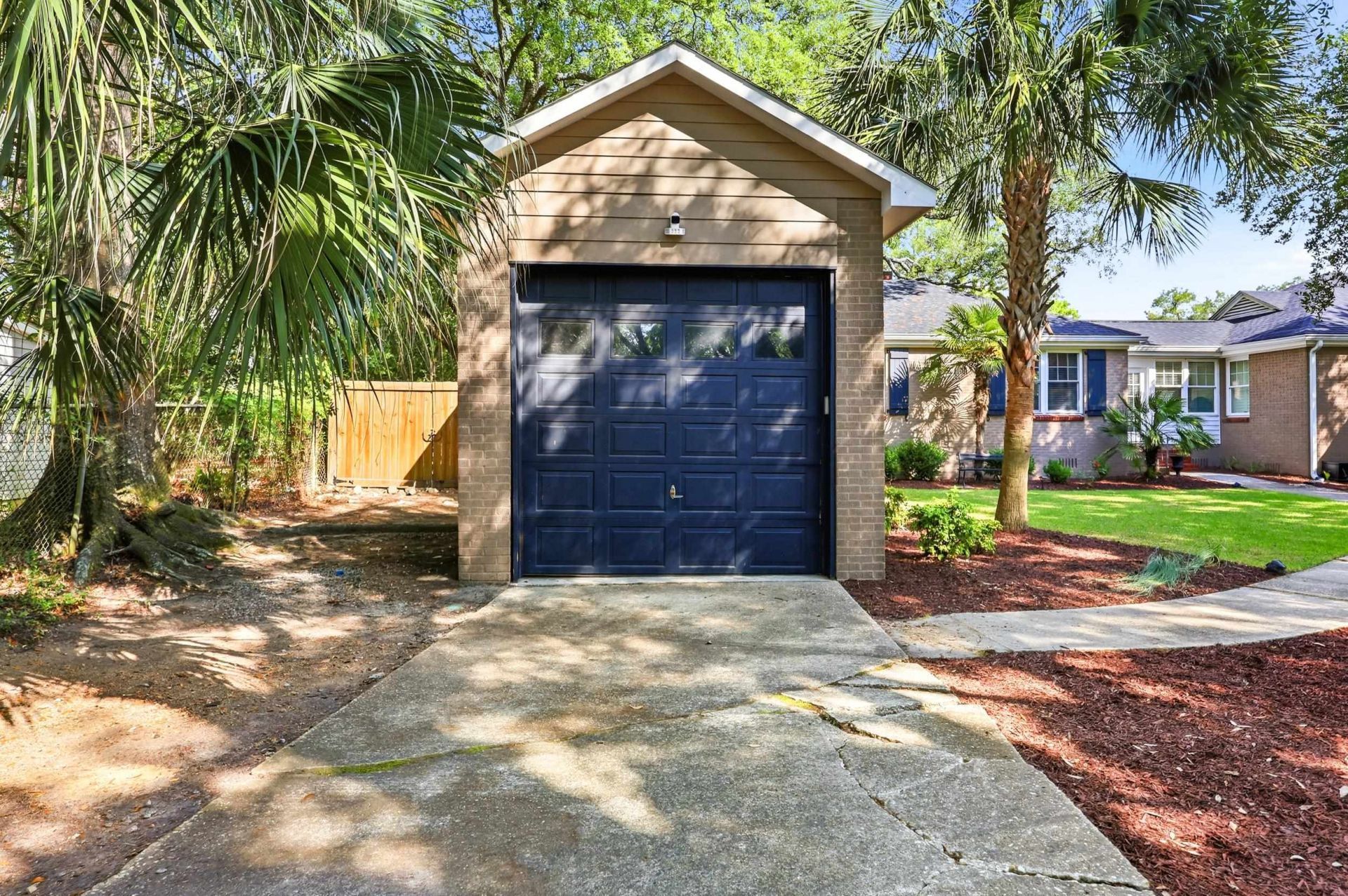 229 East Bay St.  Photo 41