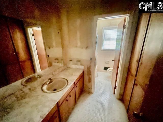 1000 Coatesdale Road Photo 10