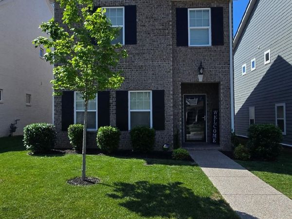 319 Cloverbrook Way, Gallatin, TN 37066