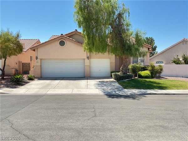 1966 Kachina Mountain Drive , Henderson, NV 89012
